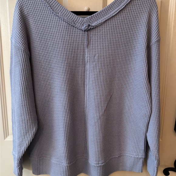 Olive & Oak Soft Blue Knit Top - Picture 3 of 3
